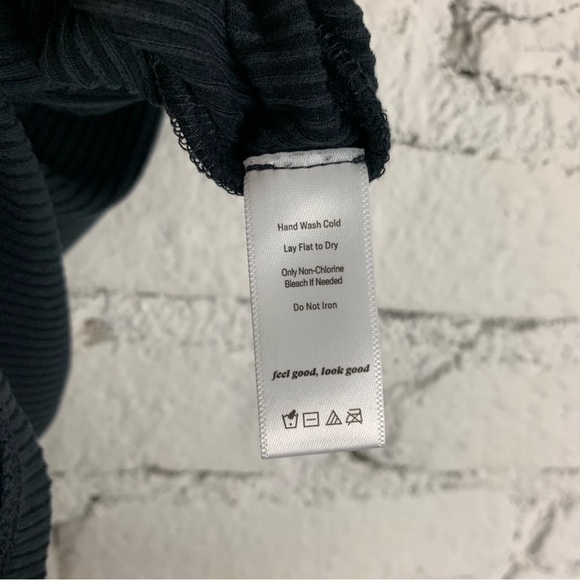 Richer Poorer Black Vintage Ribbed Tank High Neck XL - Picture 13 of 13